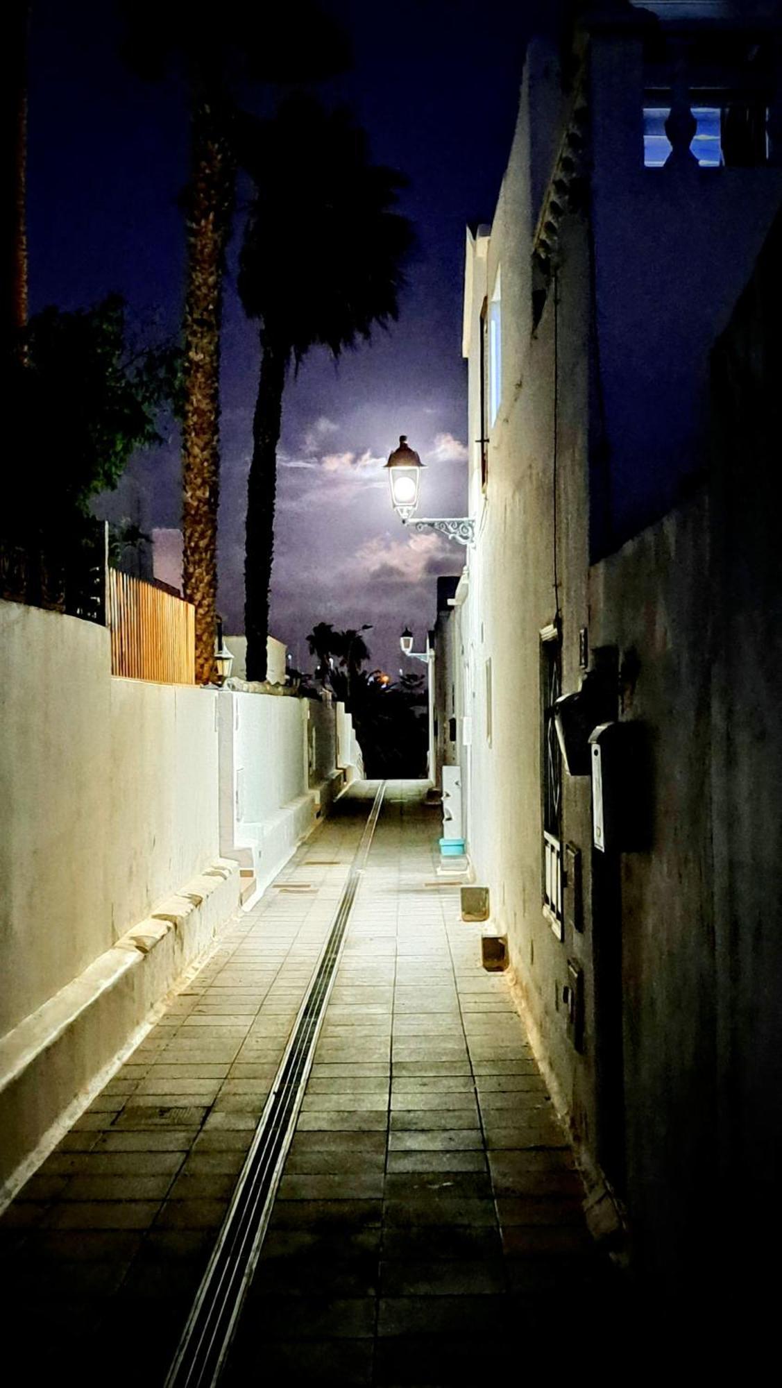 Cozy And Sunny Apartment Over The Rooftops Puerto del Carmen  Exteriér fotografie
